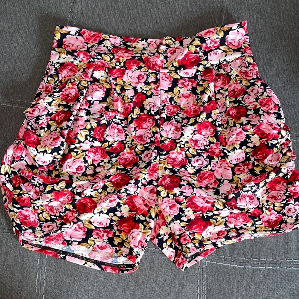 Red floral bubble shorts